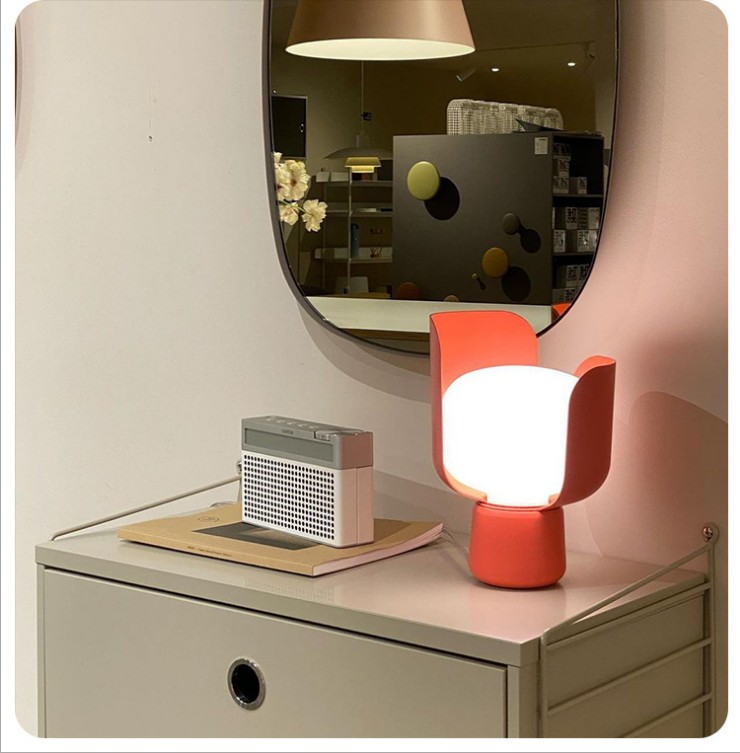 Colorful Rotating Petal Table Lamp - Italian Blom Design